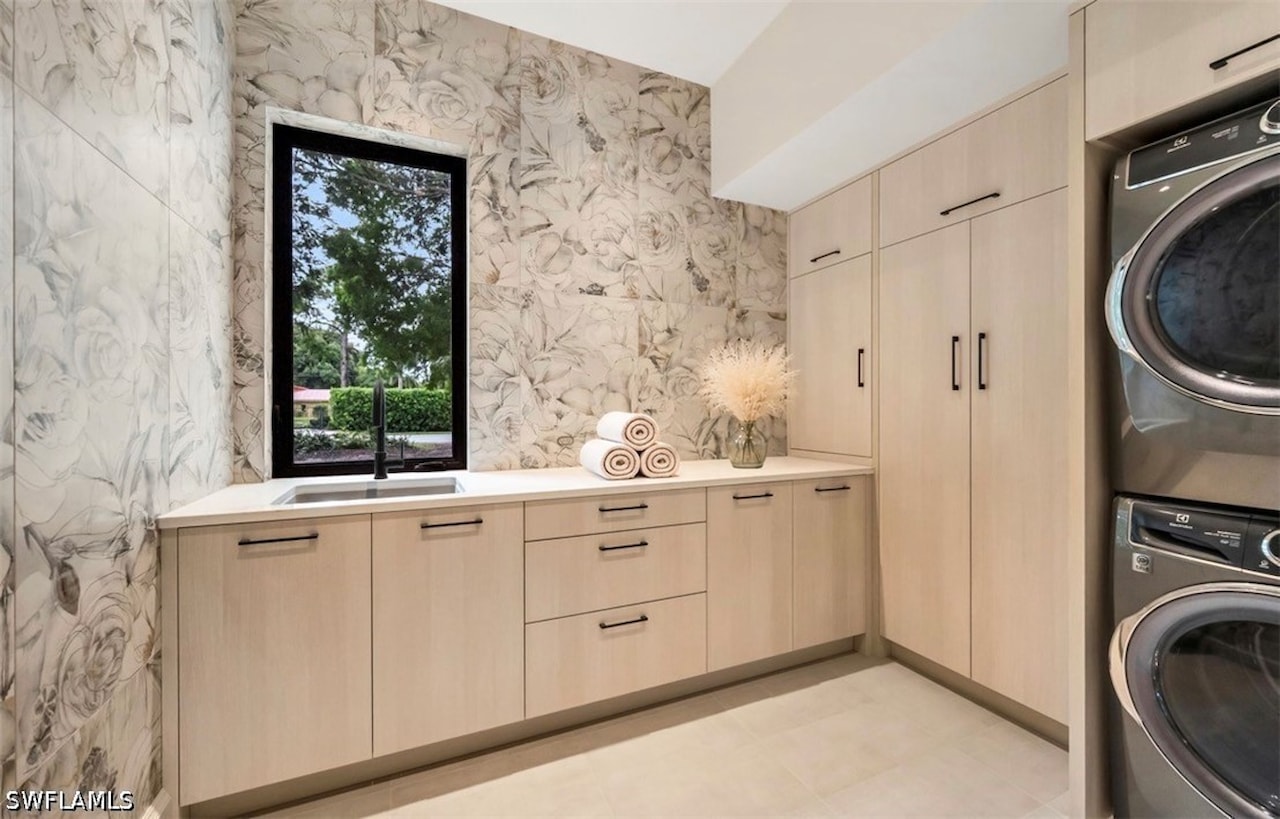 122 Caribbean Rd Naples, FL 34108 | MLS 226009767 Photo 12