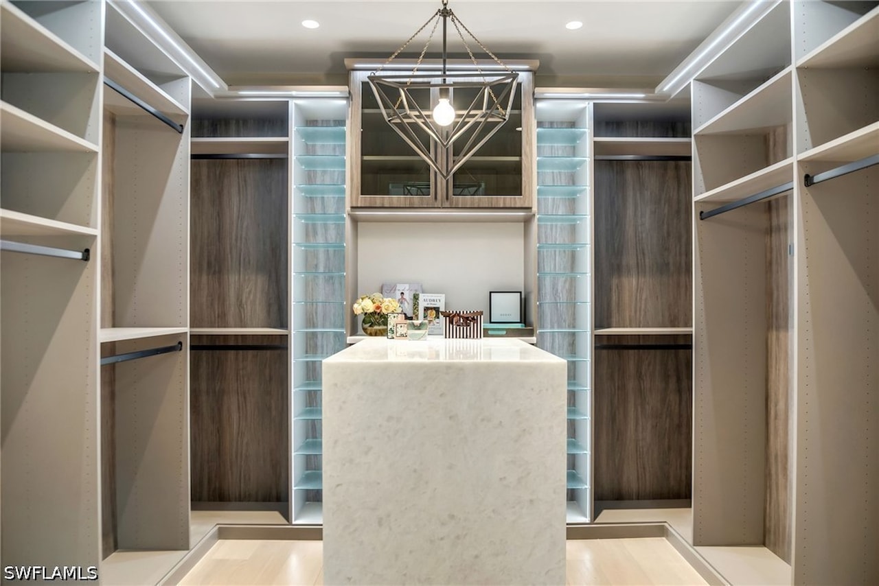 122 Caribbean Rd Naples, FL 34108 | MLS 226009767 Photo 13