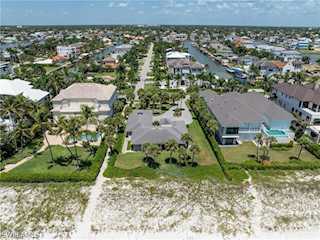 10173 Gulf Shore Dr Naples, FL 34108 | MLS 226024930 Photo 4