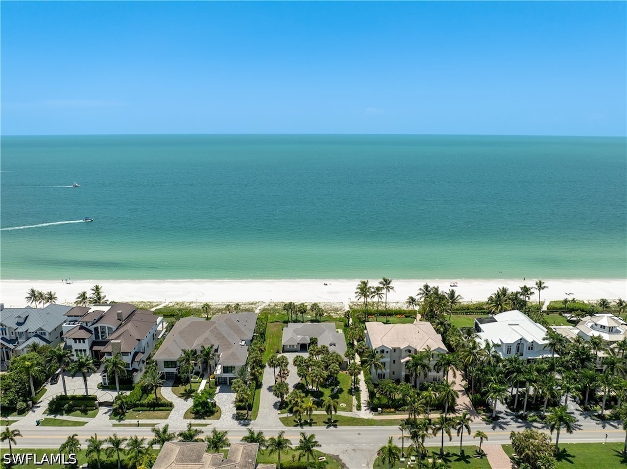 10173 Gulf Shore Dr Naples, FL 34108 | MLS 226024930 Photo 6