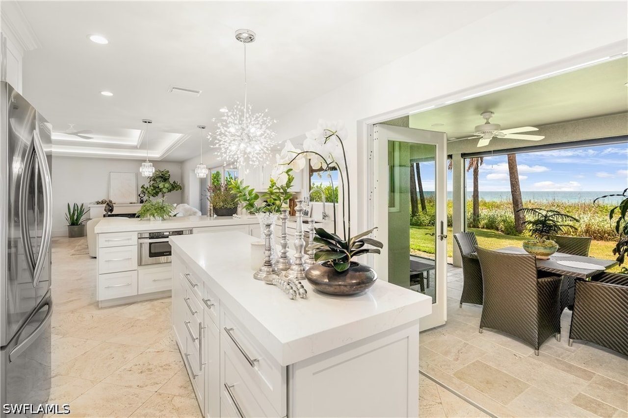 10173 Gulf Shore Dr Naples, FL 34108 | MLS 226024930 Photo 14