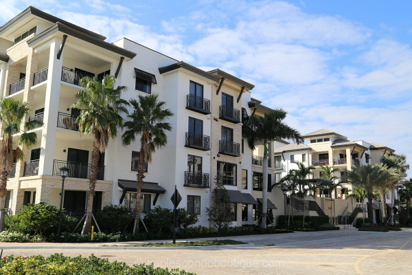 naples square
